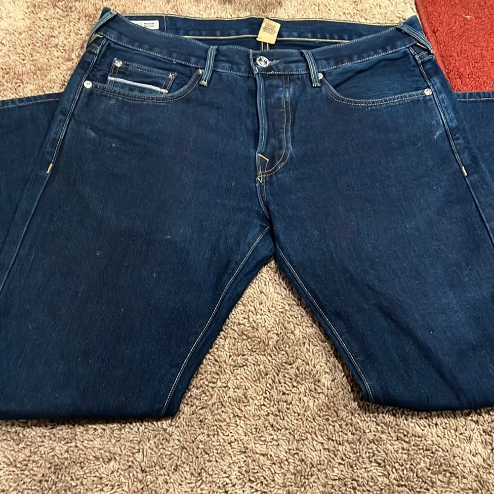 True Religion size 33x28